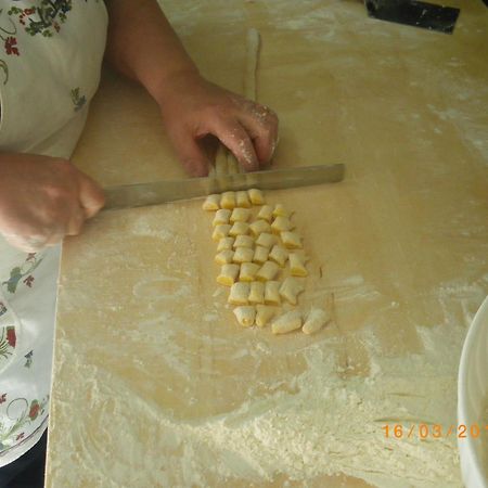 Agriturismo Orsaiola أوربانيا المظهر الخارجي الصورة