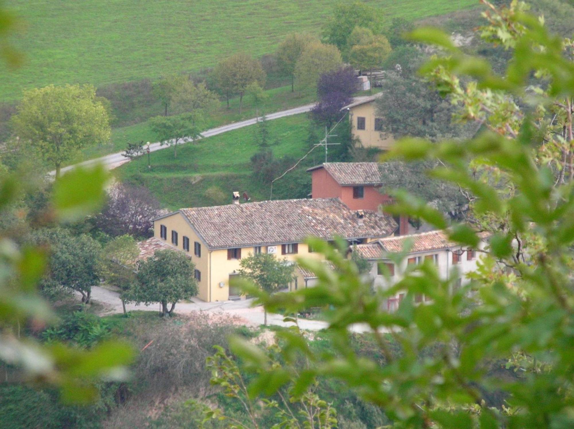 Agriturismo Orsaiola أوربانيا المظهر الخارجي الصورة