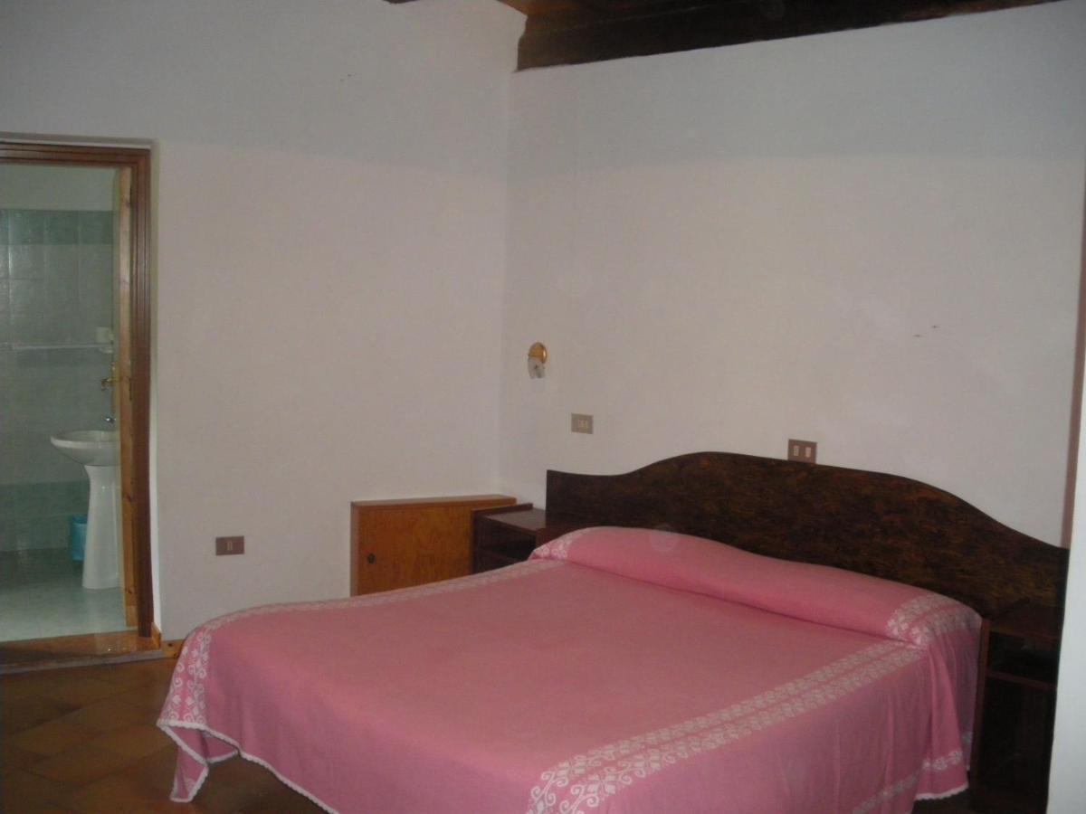 Agriturismo Orsaiola أوربانيا المظهر الخارجي الصورة
